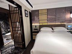 -铂尔登国际酒店(南山深圳湾口岸店)