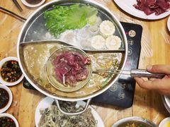 清汤沙茶双拼锅-鑫宝沙茶牛肉火锅(永泰店)