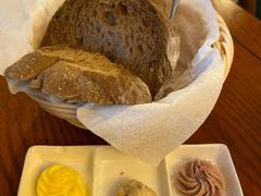 -普兰达德国餐厅·德式脆皮烤猪肘·自酿啤酒(观唐店)