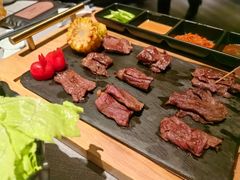 -左庭右院鲜牛肉火锅黑金店(陆家嘴中心店)