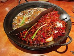 -周小明火锅(黑金冠社区店)