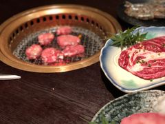 -山川小町·极番烧肉(新地假日广场店)