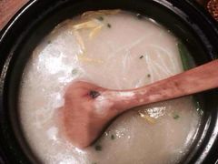 -云海肴·汽锅鸡·云南菜(天山百盛优客店)