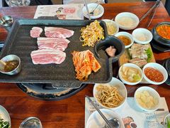 黑猪肉-Dombe豚(黑猪肉街店)