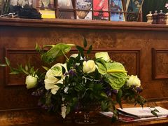 -FLOVIE FLORIST CAFE