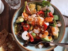 牛油果沙拉-RAC BAR(安福路店)