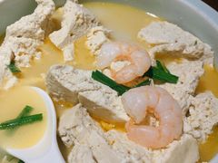 压锅虾膏豆腐-前海沿·青岛菜(大拇指广场石老人店)