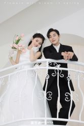 -莫兰迪婚纱摄影