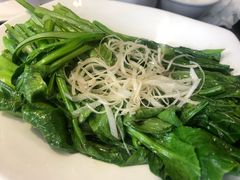 葱油菜心-老牌坊•鲁菜名店•地道济南菜(大观园商埠店)