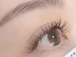 -秋禾美甲美睫
