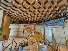 -华西龙希国际大酒店旅游观光景区