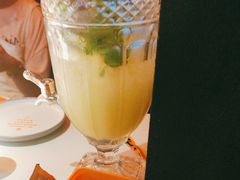 -鸣记脆皮烤鱼·海鲜烤鱼(三八广场店)