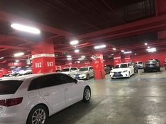 -欧尚超市苏州店停车场(金鸡湖路店)