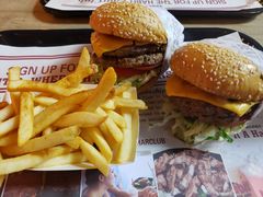 -The Habit Burger Grill 哈比特汉堡(复兴soho店)