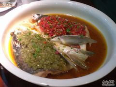 鸳鸯鱼头王-望湘园·湖南菜(宏伊店)