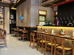 -8PINTS八品脱·日料·烧鸟·精酿小酒馆(莘庄店)