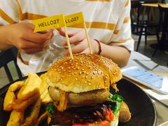 -HELLO 27 意面·沙拉·帕尼尼