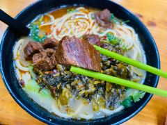 -志权牛肉面(灵山路店)