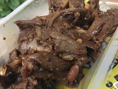 -周黑鸭(郑州新世界百货店)