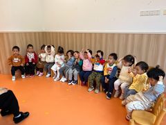 -小门牙好性格托育(北外滩中心)