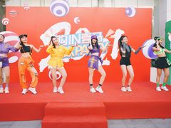 -广州壹马服装广场