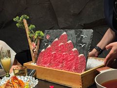 -蟹犇前•帝王蟹雪蟹(陆家嘴店)