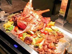 -圣丰索菲特·2 On 988 Café 自助餐厅