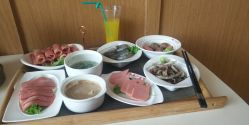 -月满阁月子中心(莲湖区店)