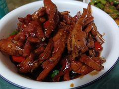 -老三样·美食研究中心(世贸路店)