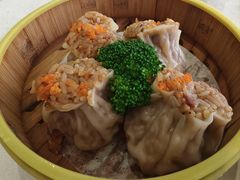 烧卖-旋转餐厅