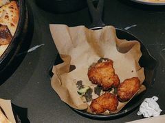 -必胜客(周浦万达店)