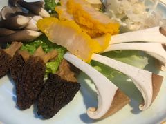 -黑鸡小馆(金源店)