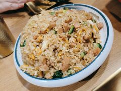 -三顾烤庐·烤鱼·烧烤·龙虾(奉贤店)