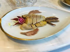 醉乳鸽-伯衡55·吉品轩(乌鲁木齐南路店)