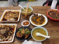 -朱大嘴肥肠血旺(福字街店)