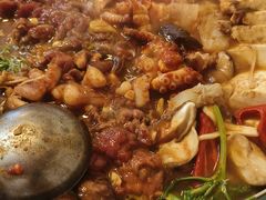 八爪鱼牛肉锅-东吉馆韩式餐厅(八经街总店)