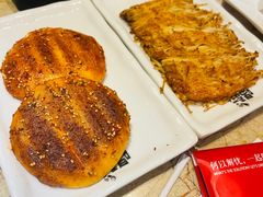 -喝丢一只鞋辣炒海鲜小烧烤(三八广场店)