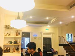 大堂-星巴克臻选(广州沙面店)