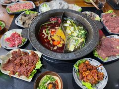 -重庆故事姊妹老火锅(财经学院店)