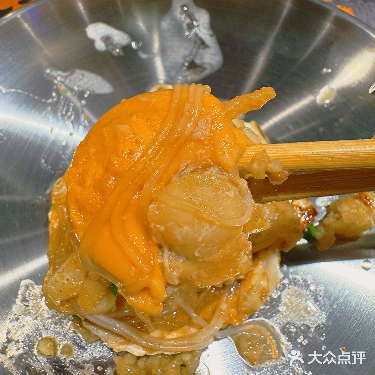 吃个烧烤…没想到拍到了人生的照片…🥹