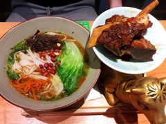 招牌牛大骨圆粉-百春原湖南牛肉粉(百联世纪店)