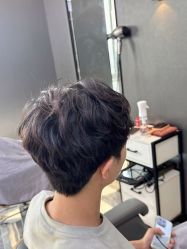 -藤野造型烫发染发