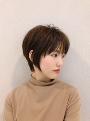 -丝语萱形象