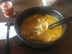 -十秒到米线(莱茵翠景店)