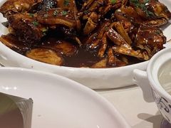 毛蟹炒年糕-蝶园·装修中(BFC外滩金融中心店)