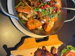 -大头虾越式风味餐厅(光明广场店)