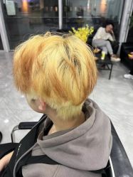 -Coo Hair salon