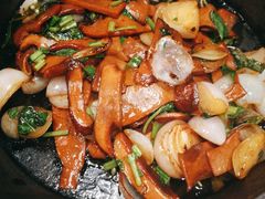 铁盘香煎黑牛肝菌-云海肴·汽锅鸡·云南菜(天津国金汇店)