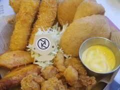 韩式炸物拼盘配蜂蜜芥末酱-卡朋西餐(较场西路店)