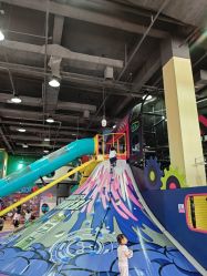 -欧酷世界动力星球(王府井奥莱UP TOWN店)